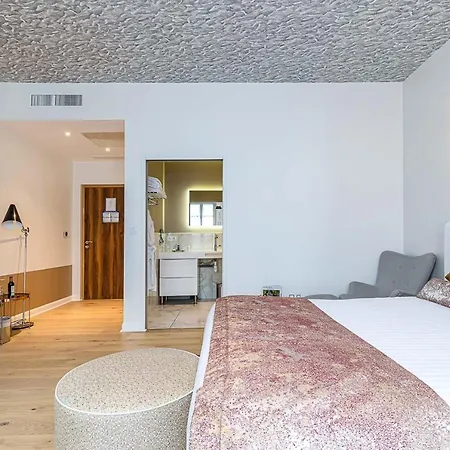 Hotel Le Saint Gelais Angulema