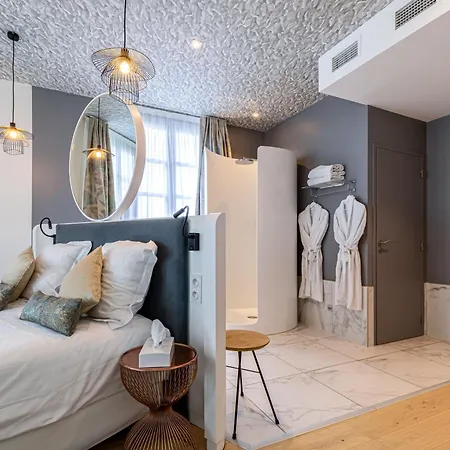 Le Saint Gelais Hotel 4*