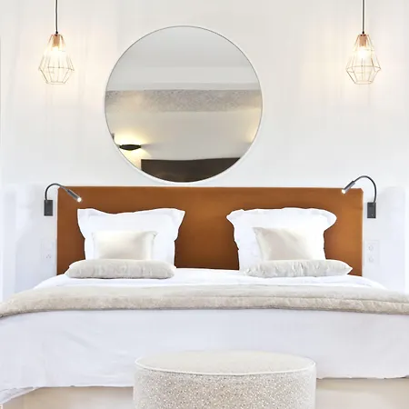 Hotel Le Saint Gelais 4*