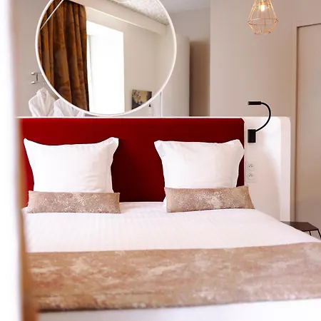 Le Saint Gelais Hotel