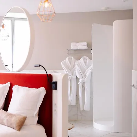 Le Saint Gelais Hotel 4*