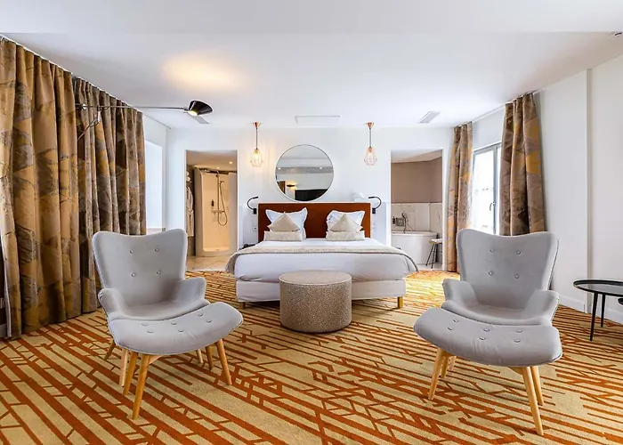 Hotel Le Saint Gelais