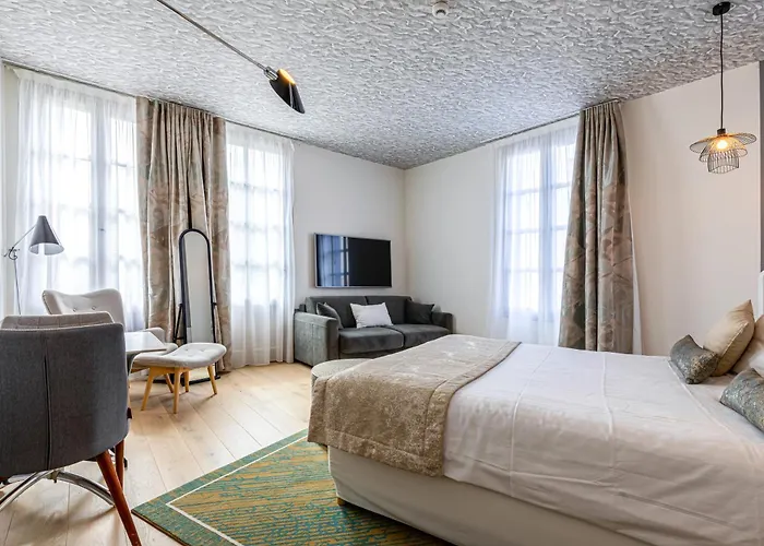 Hotel Le Saint Gelais