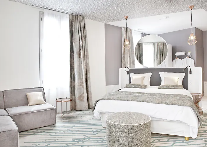 Le Saint Gelais Hotel