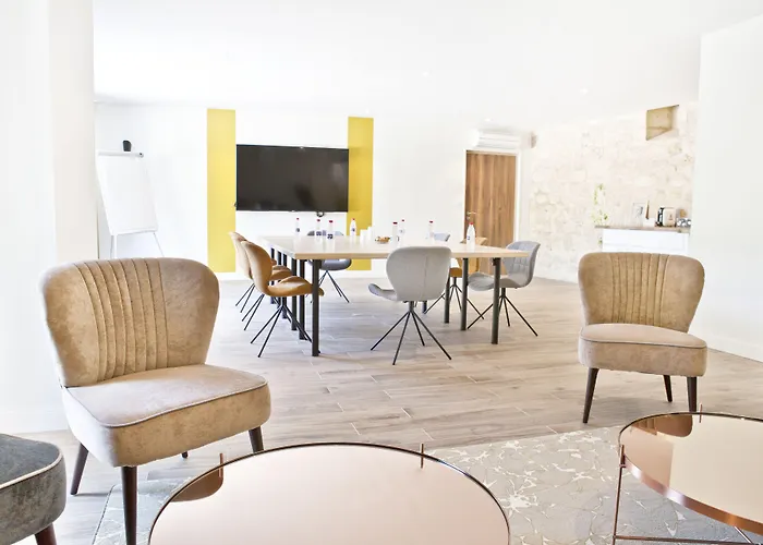 Ξενοδοχείο Le Saint Gelais 4*